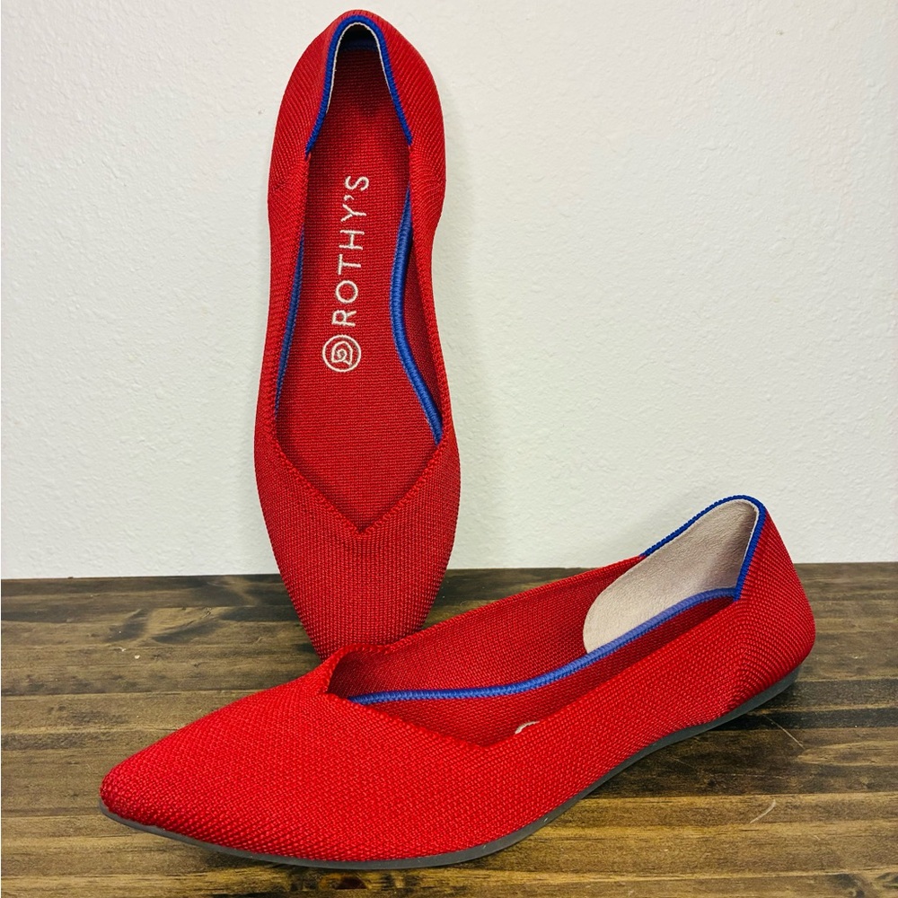 Rothy's Red Pointed Knit Flats with Blue Trim